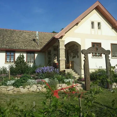 Decsi-hegyi Apartman Decs